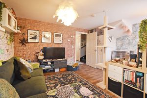 Photo 1- click for photo gallery